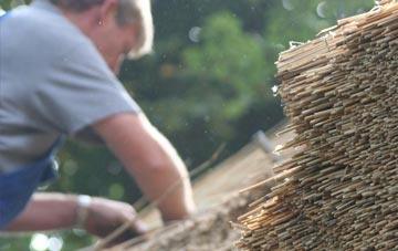 professional Magheracreggan thatchers